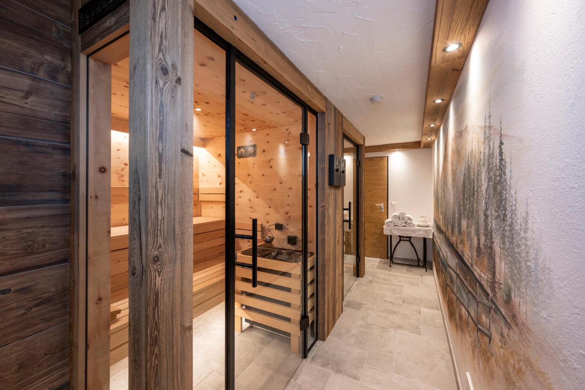 Hotel Haus Lungau マウテルンドルフ エクステリア 写真