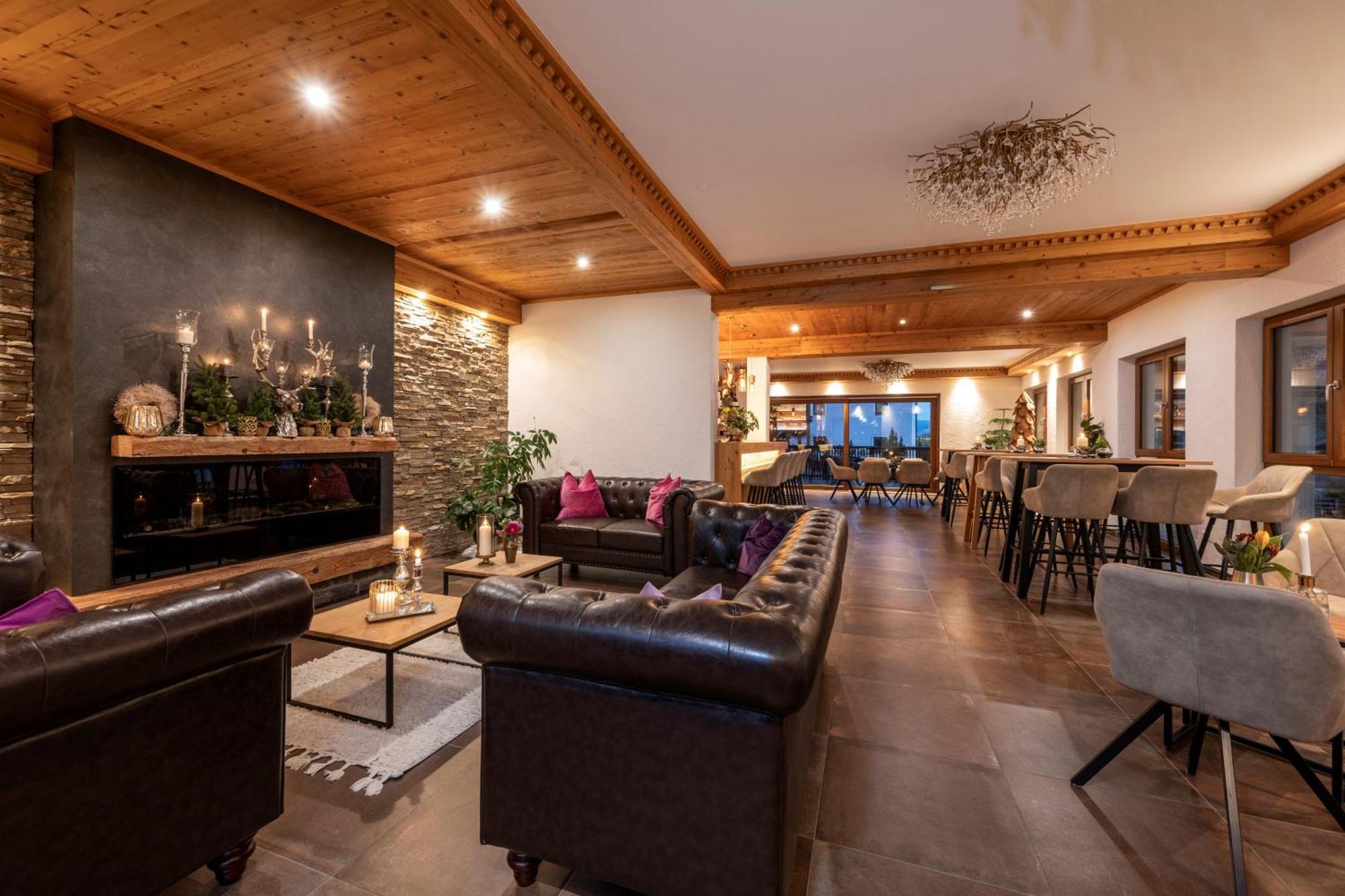Hotel Haus Lungau マウテルンドルフ エクステリア 写真