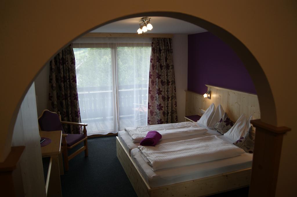 Hotel Haus Lungau マウテルンドルフ エクステリア 写真